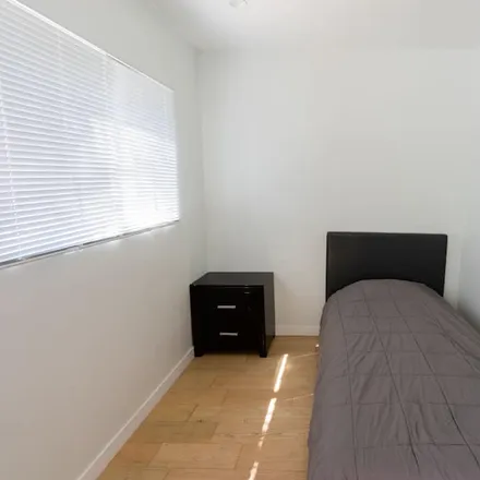 Rent this 1 bed condo on West Hollywood