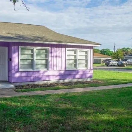 Buy this 5 bed house on 1762 West 8th Street in Freeport, TX 77541