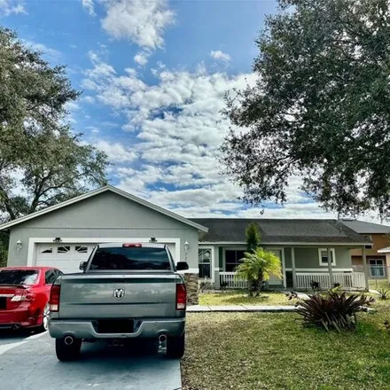 Buy this 3 bed house on 730 Pelican Court in Polk County, FL 34759