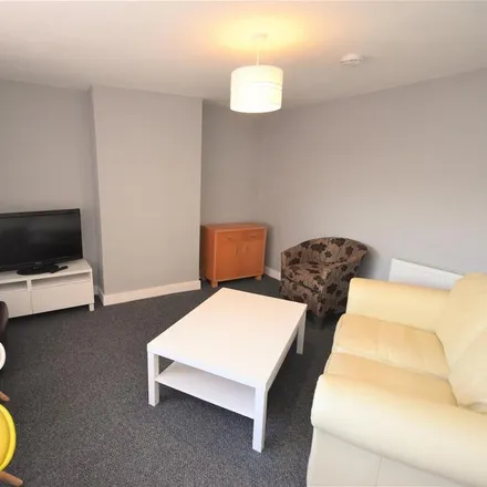 Image 2 - 45 Kepier Crescent, Durham, DH1 1PG, United Kingdom - Apartment for rent