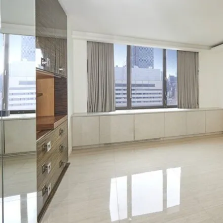 Image 5 - 420 East 72nd Street, New York, NY 10021, USA - Condo for rent