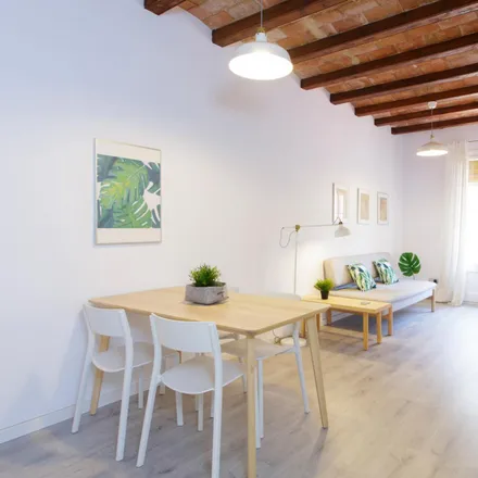 Image 4 - Carrer de la Llibertat, 33, 08012 Barcelona, Spain - Apartment for rent