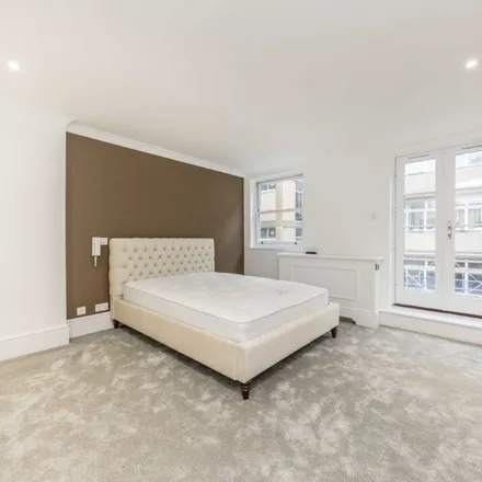 Rent this 2 bed apartment on 5-7 Dover Street in London, W1S 4NW