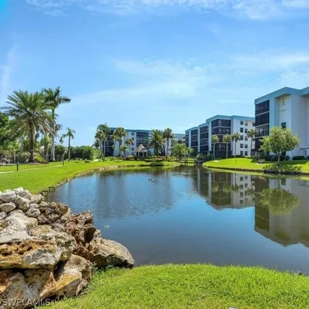 Buy this 2 bed condo on 3490 North Key Drive in Schooner Bay Condominiums, North Fort Myers