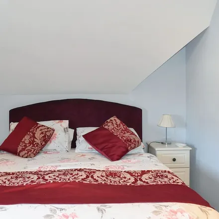 Rent this 1 bed duplex on Shanklin in PO37 7NW, United Kingdom