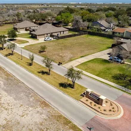 Image 7 - The Grand Drive, Kingsville, TX 78363, USA - House for sale