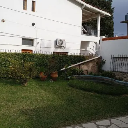 Buy this 3 bed house on Palma de Mallorca 4997 in Quilmes Oeste, 1886 Quilmes