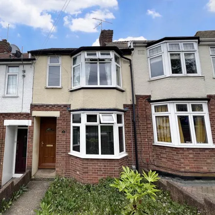 Rent this 2 bed house on Preston Gardens in Luton, LU2 7NL