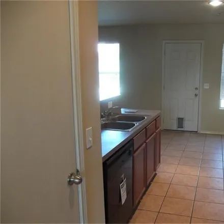 Image 3 - 822 Grand Plains Dr, Houston, Texas, 77090 - House for rent