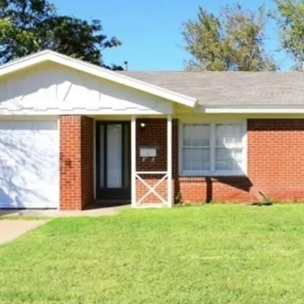 Buy this 3 bed house on 5168 46th Street in Lubbock, TX 79414