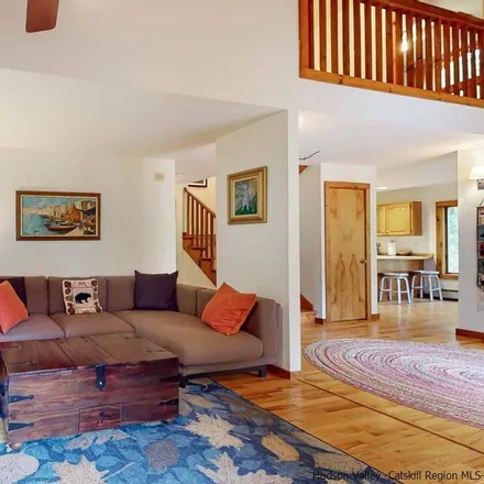 Image 6 - 113 Meadow Court, Woodstock, Woodstock, NY 12498, USA - House for sale