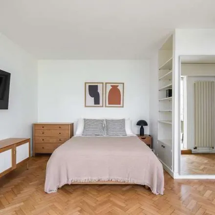 Image 9 - 8 Rue Saint-Placide, 75006 Paris, France - Apartment for rent