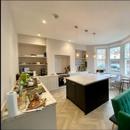 Image 1 - 52 Beauley Road, Bristol, BS3 1QF, United Kingdom - House for rent