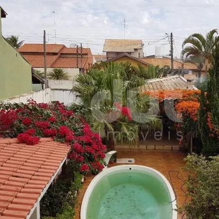 Buy this 4 bed house on Rua Célia Aparecida Giampaulo André in Alvorada Parque, Paulínia - SP