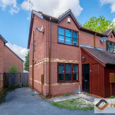 Rent this 2 bed duplex on 11 Hinchin Brook in Nottingham, NG7 2EF