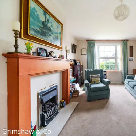 Image 2 - Norman Way, London, W3 0AS, United Kingdom - Duplex for sale