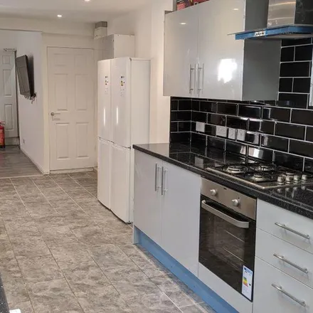 Rent this 8 bed apartment on SMITHDOWN RD/GRANVILLE RD in Smithdown Road, Liverpool