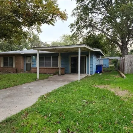 Buy this 3 bed house on 1401 Hillcrest Drive in Austin, TX 78723