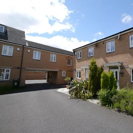 Rent this 2 bed townhouse on Greyfriars Lane in Forest Hall, NE12 8SS