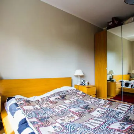 Rent this 2 bed apartment on Rue Saint-Georges - Sint-Jorisstraat 102 in 1050 Ixelles - Elsene, Belgium