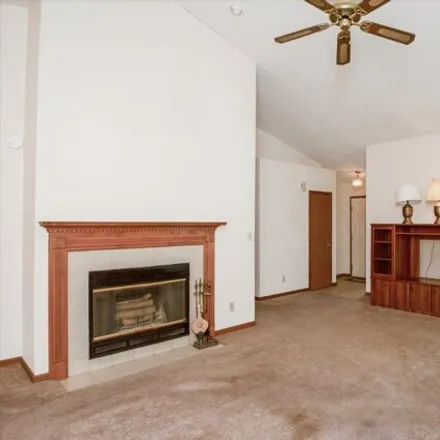 Image 4 - 6544 Aintree Place, Indianapolis, IN 46250, USA - House for sale