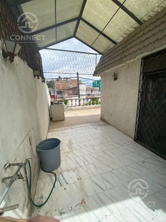 Rent this 4 bed house on Calle Españita 203A in Españita, 37266 León