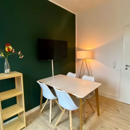Rent this 2 bed apartment on Harrisleer Straße 43 in 24939 Flensburg, Germany