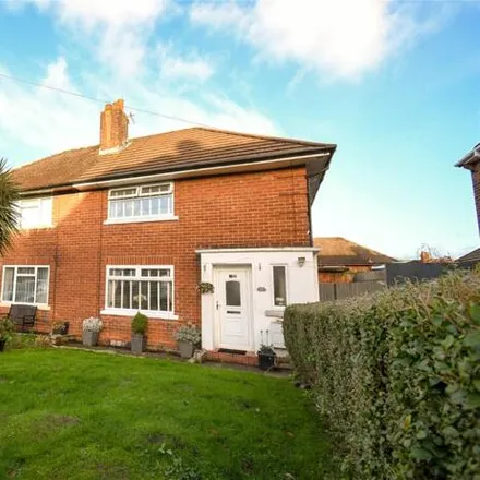 Buy this 2 bed duplex on 19 Cotswold Road in Prenton, CH42 8NX
