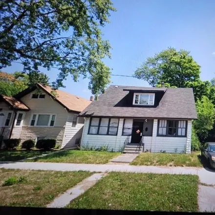 Buy this 4 bed house on 10127 South Yale Avenue in Chicago, IL 60628