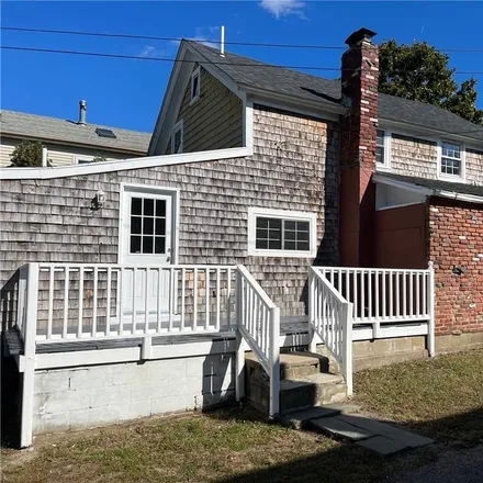 Image 2 - 15 Forrest Street, Warwick, RI 02889, USA - House for rent