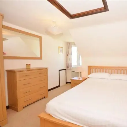 Rent this 4 bed apartment on Perranzabuloe in TR6 0NF, United Kingdom