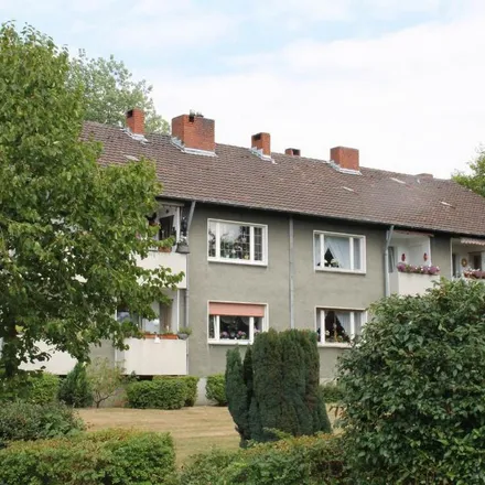 Rent this 3 bed apartment on Wiedekamp 28 in 47441 Moers, Germany