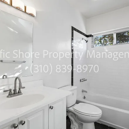 Image 4 - 6014 Barton Avenue, Los Angeles, CA 90038, USA - Apartment for rent