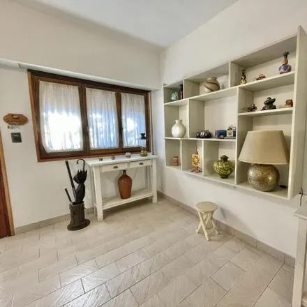 Buy this 4 bed house on Viamonte 127 in República de la Sexta, Rosario