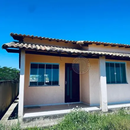 Buy this 2 bed house on Rua Luiz Cláudio da Silva Martins in Estação, Iguaba Grande - RJ