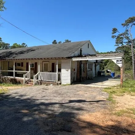 Buy this studio house on 162 Doty Road Extension in Fairfield County, SC 29180