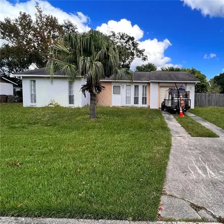 Buy this 3 bed house on 115 Fiesta Drive in Buenaventura Lakes, FL 34743