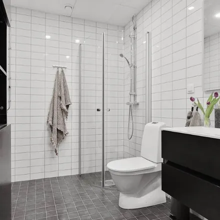 Rent this 4 bed apartment on Segersällsvägen in 177 38 Järfälla kommun, Sweden