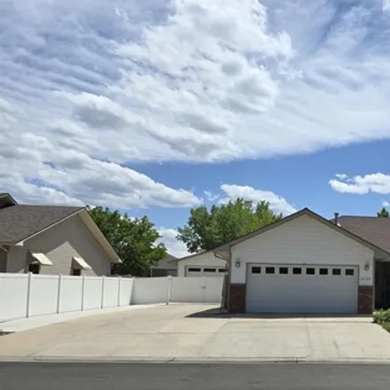 Buy this 3 bed house on 1622 Wetterhorn Street in Montrose, CO 81401