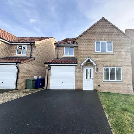Rent this 4 bed house on 46 Parklands Avene in Humberston Grange, DN36 4FY