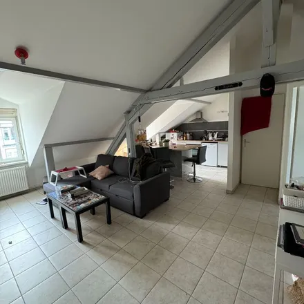 Rent this 2 bed apartment on Promenades du Gué in 57000 Metz, France
