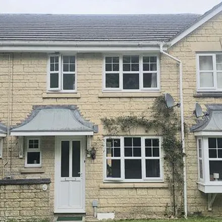 Rent this 3 bed townhouse on Sutherland Crescent in Chippenham, SN14 6RS