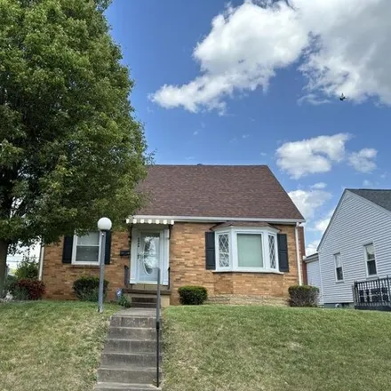 Buy this 4 bed house on Cs-2154 in Ashland, KY 41101