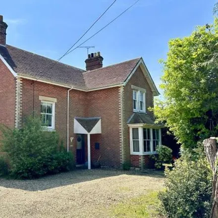 Image 2 - Northfield Road, Ringwood, Hampshire, Bh24 1su - House for sale