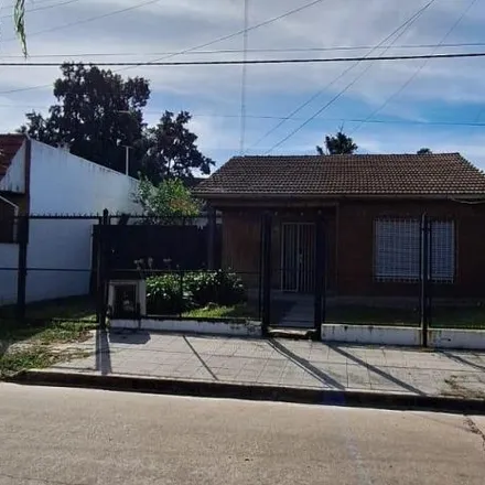 Rent this 2 bed house on Santiago Bradley 1643 in Burzaco, Argentina
