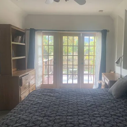 Rent this 5 bed house on Boulder