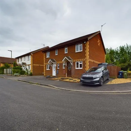 Rent this 3 bed house on Stanbury Mews in Tewkesbury, GL3 3UG