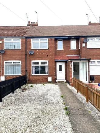 Rent this 2 bed townhouse on Hotham Road South in Hull, HU5 5LF