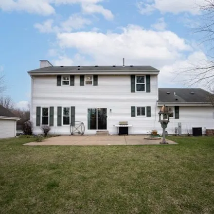 Image 3 - W143N9716 Amber Drive, Village of Germantown, WI 53022, USA - House for sale