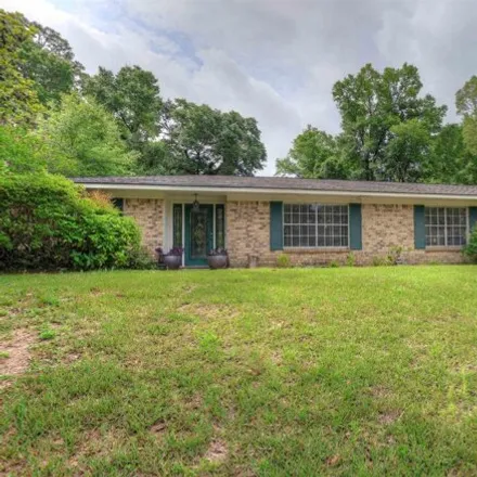 Buy this 4 bed house on 310 Patlynn Drive in Volanta, Fairhope
